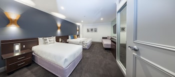 Back 2 Bedroom Apartment 401 (No View) + Light Breakfast placed in Room