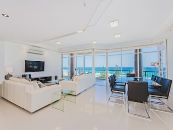 One Bedroom Front Ocean Superior