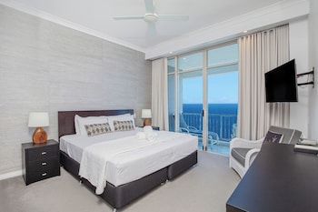 Two Bedroom Executive Front Ocean View
