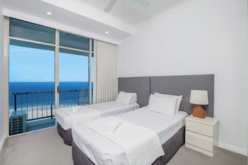 Two Bedroom Executive Front Ocean View