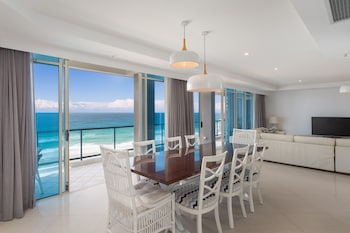 Superior Apartment, 4 Bedrooms, Ocean View