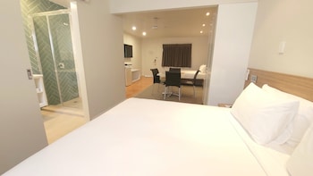 Studio Quad Room