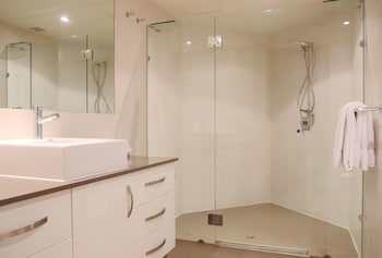 Two Bedroom Garden view apartment on Ground floor