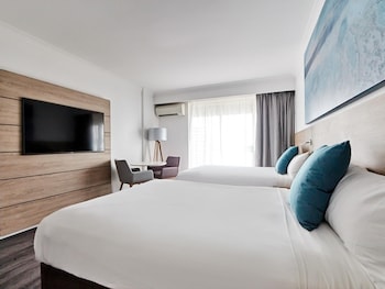Deluxe Room, 2 Queen Beds