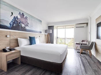 Superior Room, 1 King Bed
