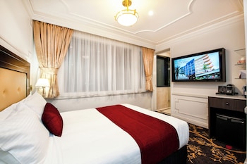 Luxury Suite, 1 Queen Bed, Bathtub