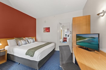 Premium Queen Room
