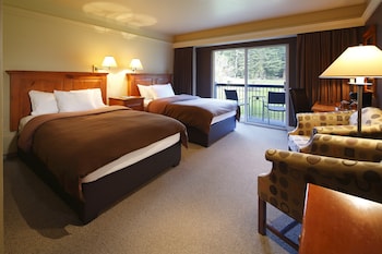 Superior Room, 2 Double Beds (Heritage)