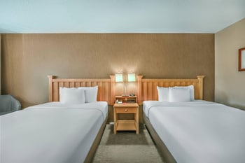 Room, 2 Queen Beds, Non Smoking (Efficiency)