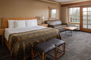 Deluxe Room, 1 King Bed