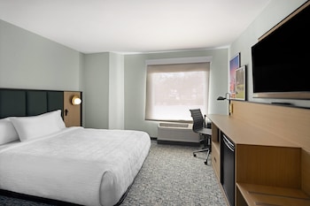 Room, 1 Queen Bed, Hearing Accessible, Non Smoking