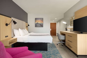 Room, 1 King Bed, Non Smoking