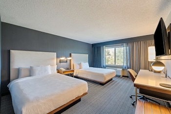 Deluxe Room, 2 Queen Beds