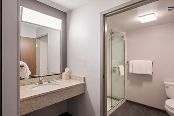 Room, 2 Queen Beds, Accessible (Hearing)