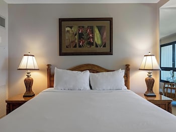 Condo, 2 Bedrooms, Ocean View (124)