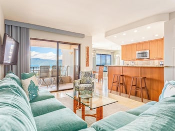Condo, 2 Bedrooms (4102)
