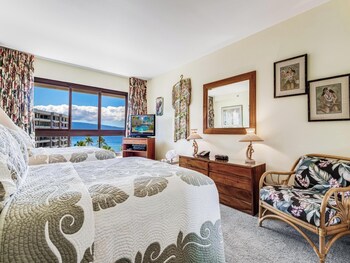 Condo, 2 Bedrooms, Ocean View (295)