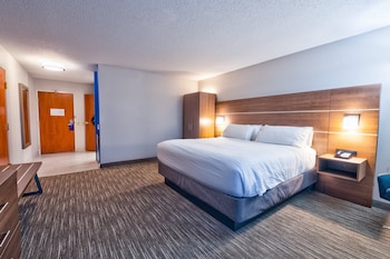 Standard Room, 1 King Bed (Leisure)