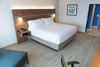 Standard Room, 1 King Bed, Accessible (Hearing)