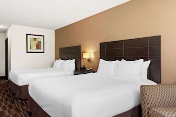 Standard Room, 2 Queen Beds, Non Smoking, Refrigerator & Microwave