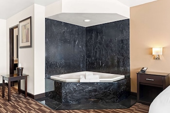 Suite, 1 King Bed, Non Smoking, Jetted Tub