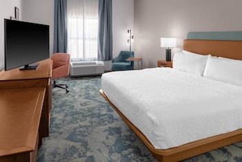 1 King Bed, HEARING Accessible, Non Smoking