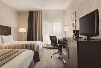 Room, 2 Queen Beds, Accessible, Non Smoking