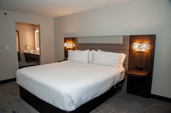 Suite, 1 King Bed (Extra Living Area)