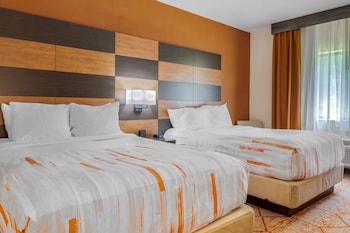 Standard Room, 2 Queen Beds, Non Smoking, Refrigerator & Microwave