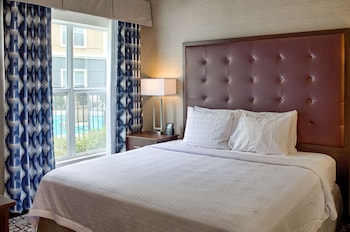 One King Bed, Two Double Beds, Two Bedroom Suite, Non-Smokin