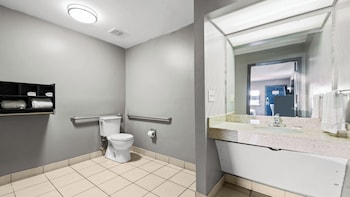 Deluxe Room, 1 King Bed, Smoking, Refrigerator & Microwave