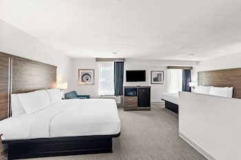 Suite, Multiple Beds, Non Smoking