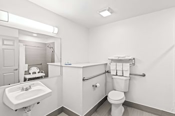 Room, 1 King Bed, Accessible, Non Smoking