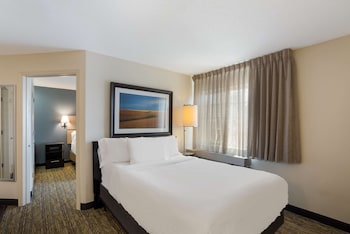 Standard Suite, 2 Queen Beds (One Bedroom Suite - Two Queens)