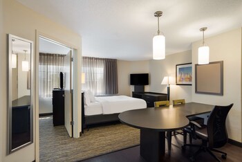 Standard Suite, 2 Queen Beds (One Bedroom Suite - Two Queens)