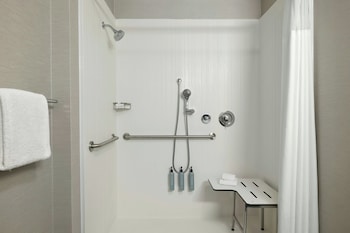 Room, Multiple Beds