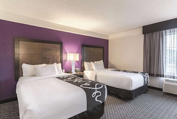 Room, 2 Double Beds, Accessible, Non Smoking (Bathtub w/ Grab Bars)