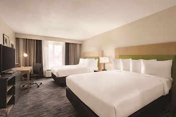 Room, 2 Queen Beds, Accessible, Non Smoking