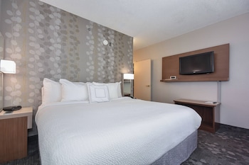 Suite, 1 Bedroom, Hearing Accessible (Transfer Shower & Roll-in Shower)