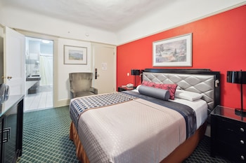 Standard Room, 1 Queen Bed