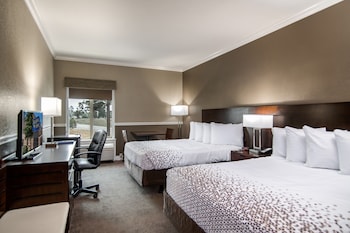 Standard Room, 2 Queen Beds, Pets Not Allowed