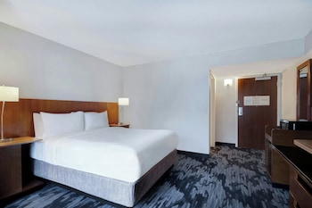 Room, 1 Queen Bed, Hearing Accessible (Accessible Bathtub)