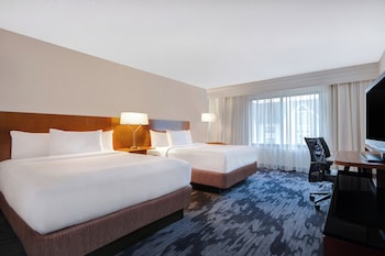 Room, Multiple Beds