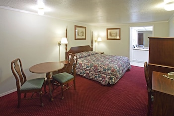 Room, 1 King Bed, Non Smoking
