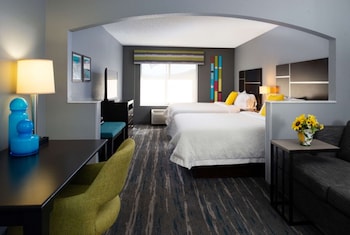 Standard Room - Two Queen Beds