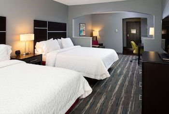 Standard Room - Two Queen Beds