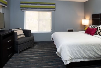 Room, 1 King Bed, Accessible, Bathtub