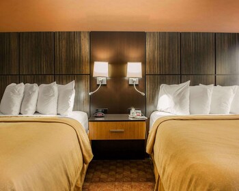 Standard Room, 2 Queen Beds, Non Smoking