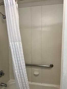 Deluxe Room, 1 King Bed, Non Smoking