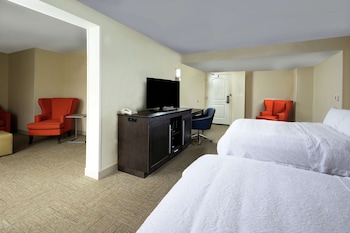 Room, 2 Queen Beds, Accessible (Roll-In Shower)